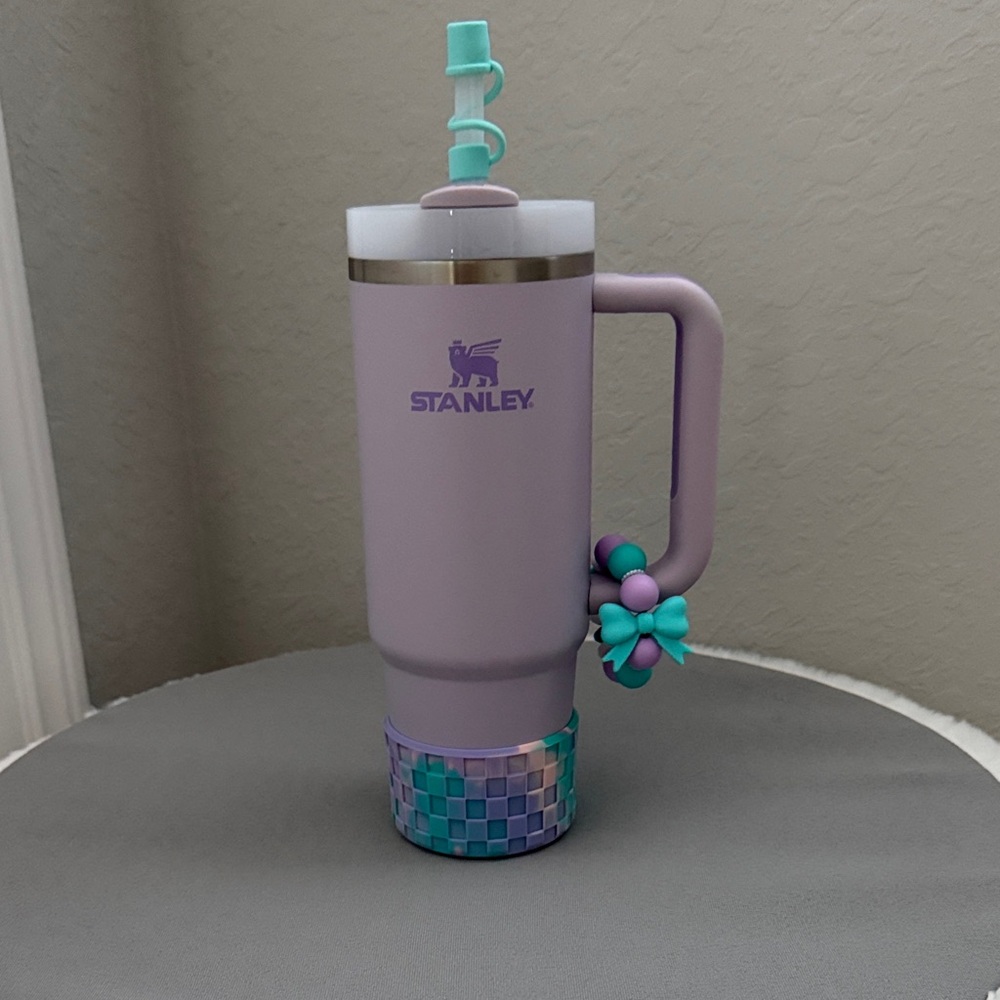 EUC Stanley 30oz